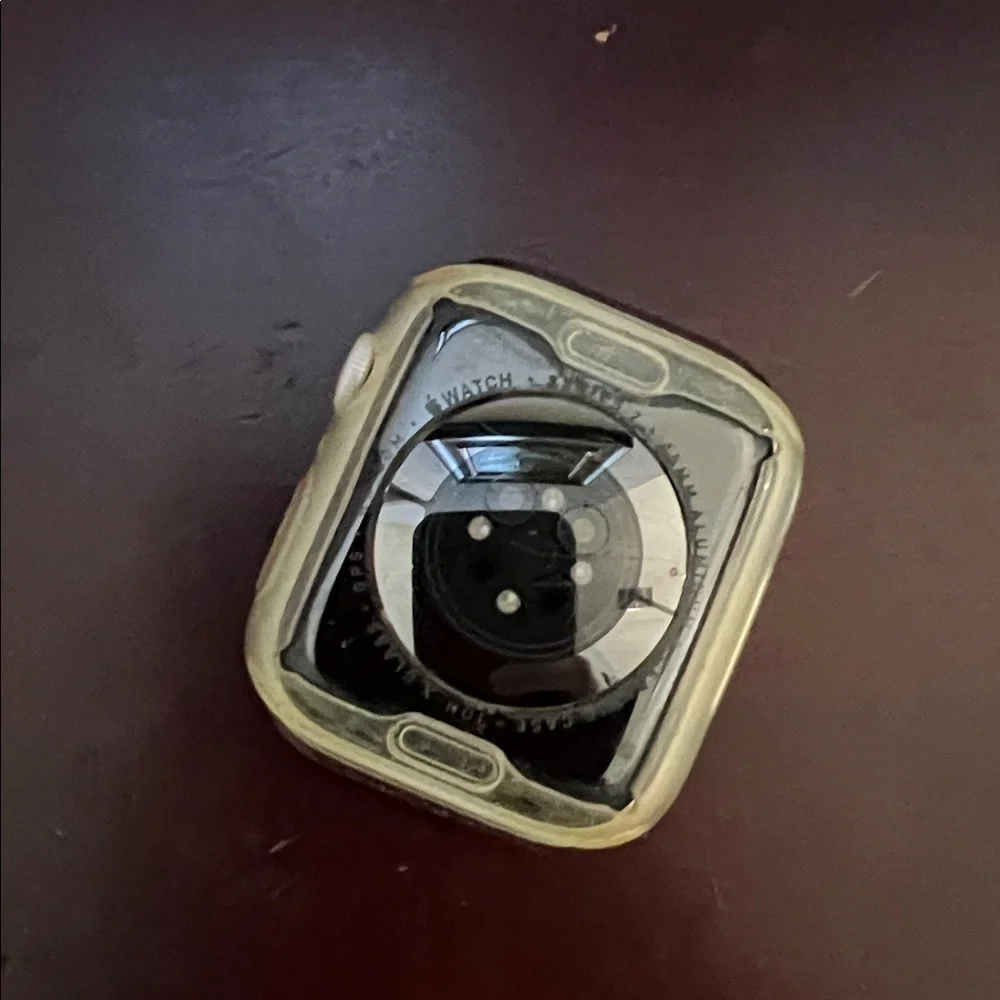Apple gently used